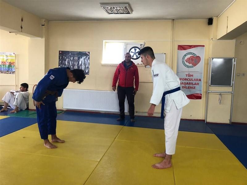 Gençler Judoda Spor Lisesi’nden Çifte Şampiyonluk 5