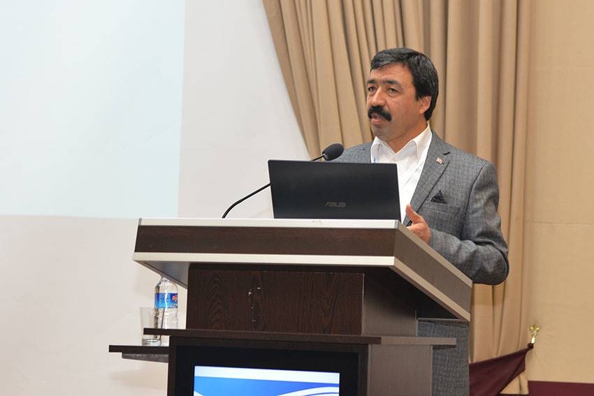 KMÜ’de Aile Ve Gençlik Konferansı 2