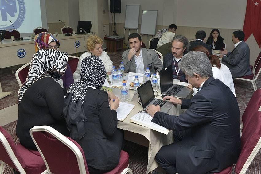 Sosyal Politikalar Açısından Kadın Ve Aile Çalıştayı Düzenledi 13