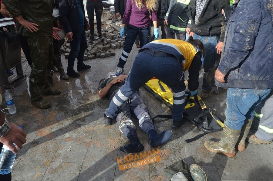 Karaman'da Kazdıkları Çukura Düşen İşçiler Yaralandı 3