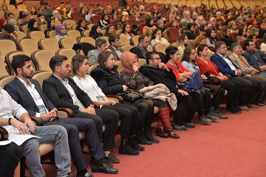 KMÜ’de  ‘Öğretmen Ve Çocuk Olmak’ Konulu Çalıştay Düzenlendi 14