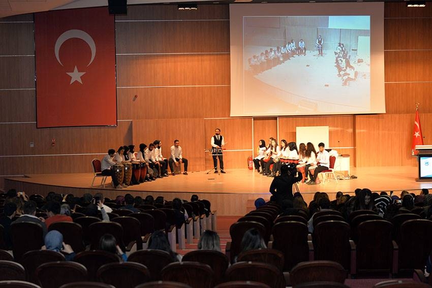 KMÜ’de  ‘Öğretmen Ve Çocuk Olmak’ Konulu Çalıştay Düzenlendi 18