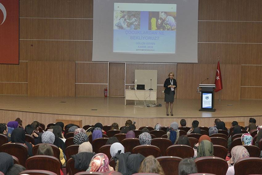 KMÜ’de  ‘Öğretmen Ve Çocuk Olmak’ Konulu Çalıştay Düzenlendi 4