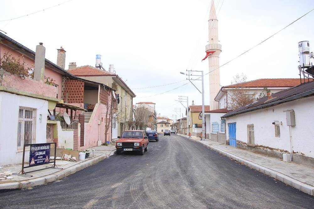 Asfalt Çalışmaları Kırbağı Mahallesi’nde 7