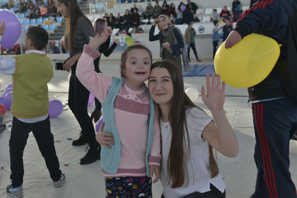 Rektör Akgül’ün Dünya Engelliler Günü Mesajı 3