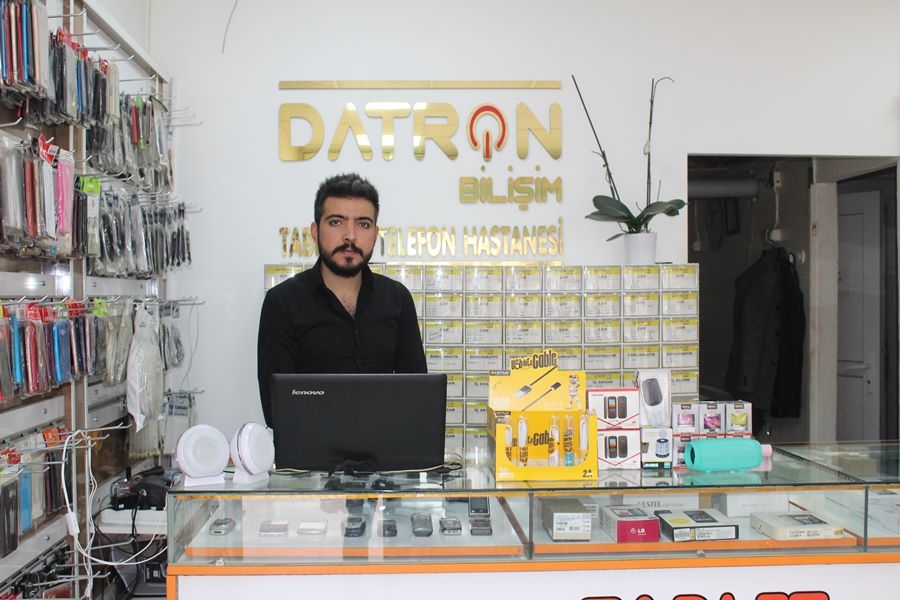 Karaman'da Cep Telefonu Hırsızlığı Güvenlik Kamerasında 4