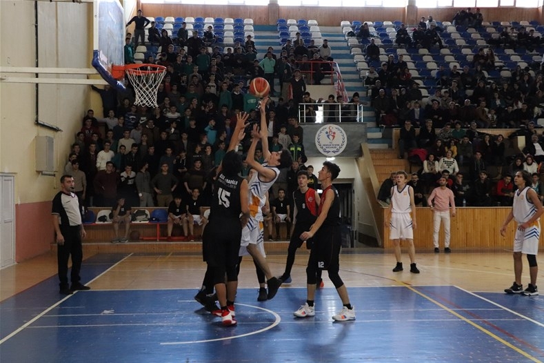 Karaman'da Düzenlenen Basketbol Final Maçları Nefes Kesti 18
