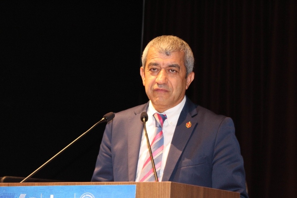 Antalya'da 25 Gazeteci Sertifikalarını aldı 1