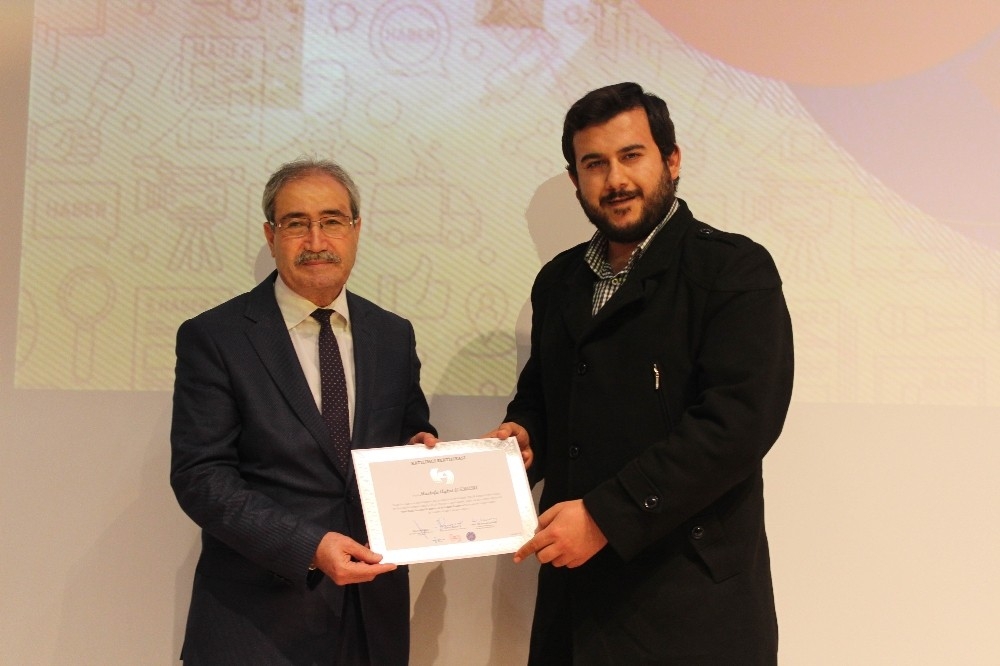 Antalya'da 25 Gazeteci Sertifikalarını aldı 3