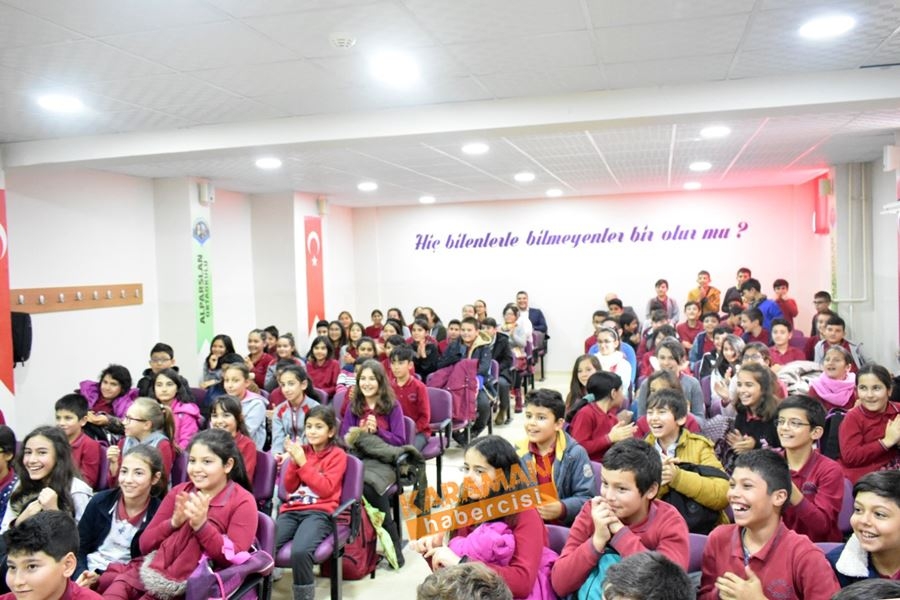 KMÜ'de Dünya Engelliler Günü İçin Tiyatro Gösterisi Yapıldı 7