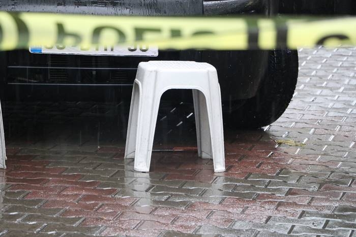 Mersin Adliyesi Önünde Bıçaklı Kavga: 1'i Ağır 3 Yaralı 6