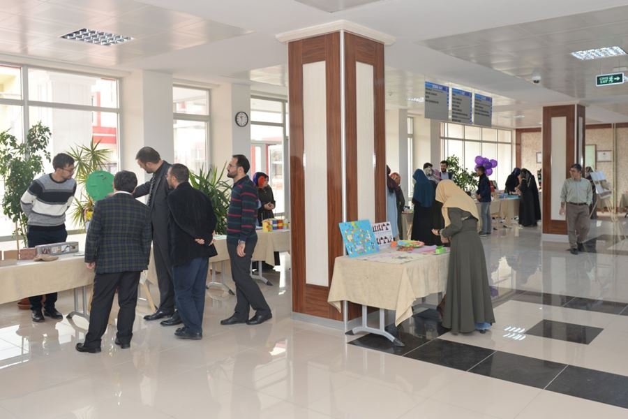 KMÜ 'Din Eğitiminde Engelsiz Oyunlar' Sergisi Düzenledi 12