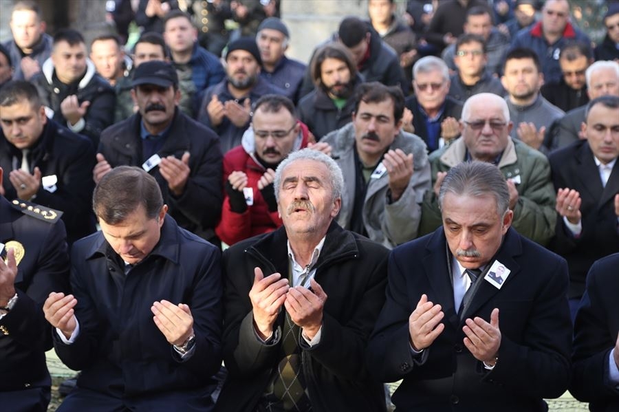 Konya'daki Şehit Polis Son Yolculuğuna Uğurlandı 8