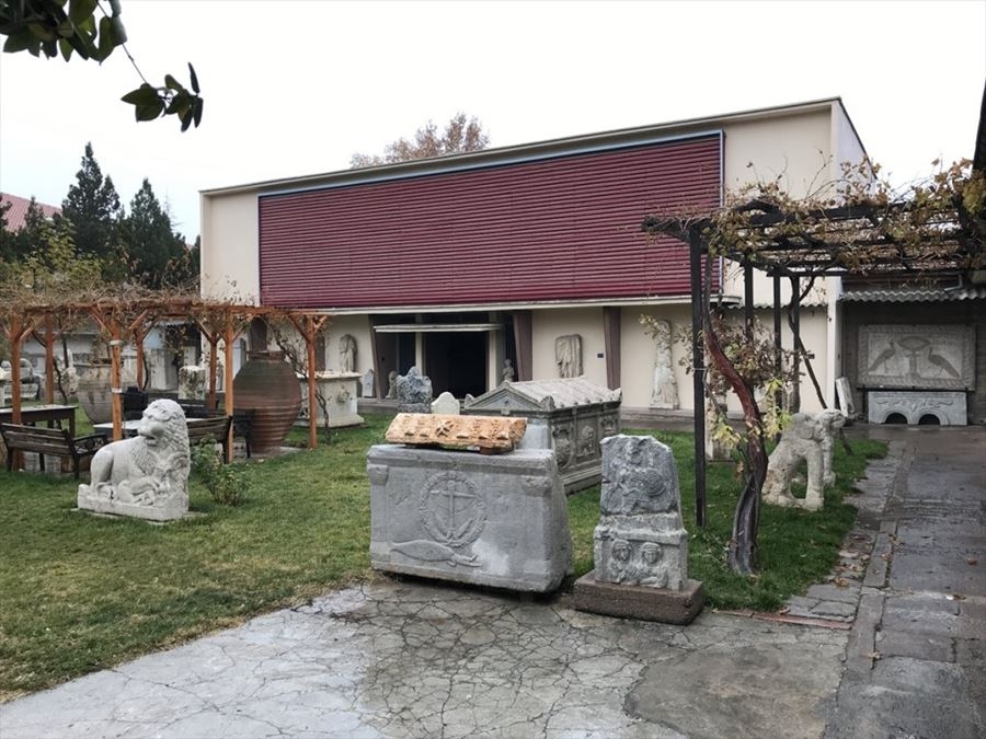 Konya'da İnşaat Kazısında "Danyal Peygamber Kabartması" Bulundu 3