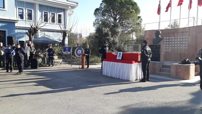 Göz Yaşlarıyla Babalarını Uğurladılar 3