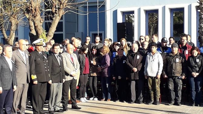 Göz Yaşlarıyla Babalarını Uğurladılar 9