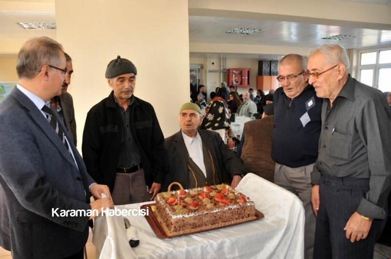 Huzurevinde Doğum Günü Sürprizi 12