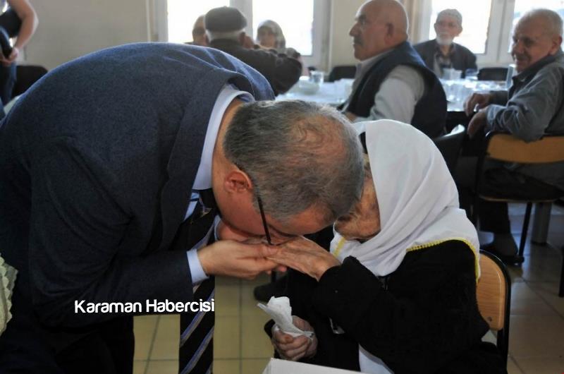 Huzurevinde Doğum Günü Sürprizi 16