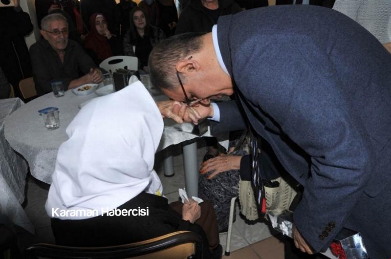 Huzurevinde Doğum Günü Sürprizi 5