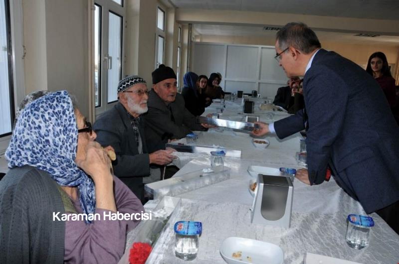 Huzurevinde Doğum Günü Sürprizi 7