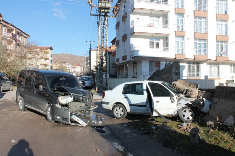 Aksaray'da Korkutan Trafik Kazası 1