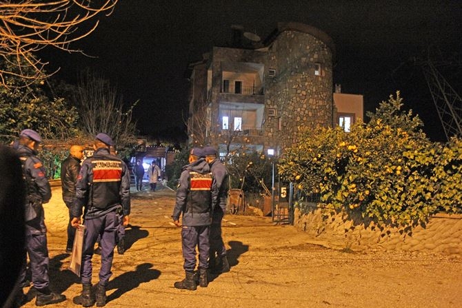 Antalya'da Emekli Albay Evinde Ölü Bulundu 3