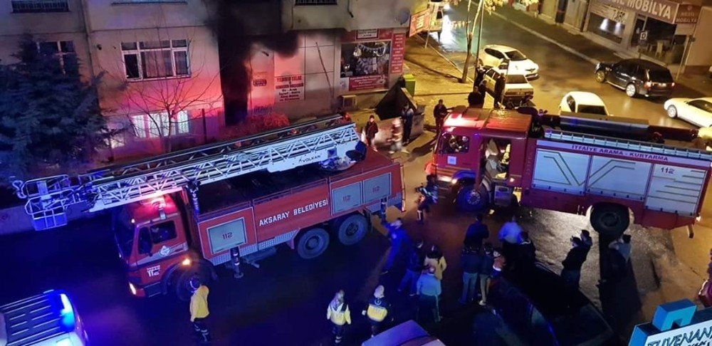 Aksaray’da Korkutan Yangın: 32 Kişi Mahsur Kaldı 12
