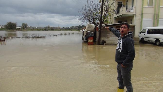 Manavgat’ta Yağmur Sebebiyle Dere Ve Kanallar Taştı 7