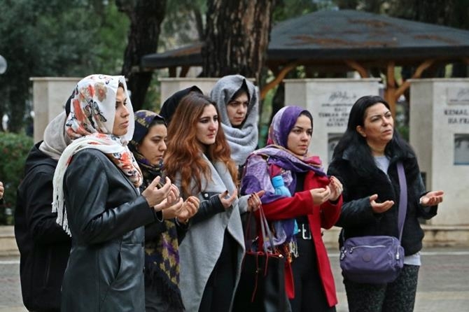 Nişanlı Kurbanı Simge Gözyaşları Arasında Duvağıyla Defnedildi 5