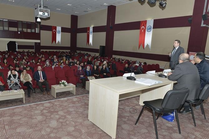 KMÜ'de Sağlık Yöneticileri Günü Paneli Düzenlendi 8