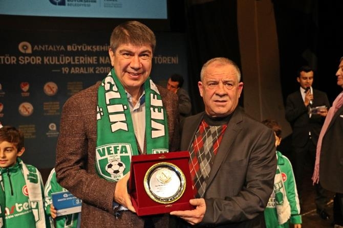 Antalya Büyükşehir’den 106 Amatör Kulübe 382 Bin Tl’lik Destek 6