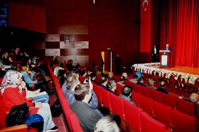 Niğde Valisi Sayın Yılmaz Şimşek;'Güçlü Ekonomi Olmanın Yolu İstihdamdır 3