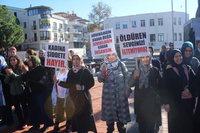 Antalya Manavgat’ta Kadına Şiddete Zumbalı Protesto 5