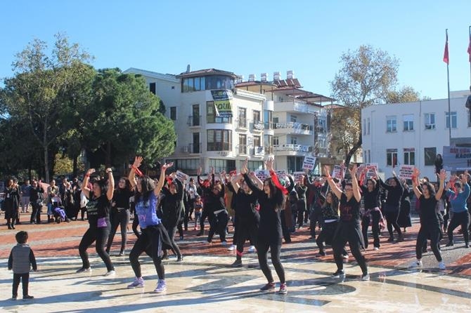 Antalya Manavgat’ta Kadına Şiddete Zumbalı Protesto 7