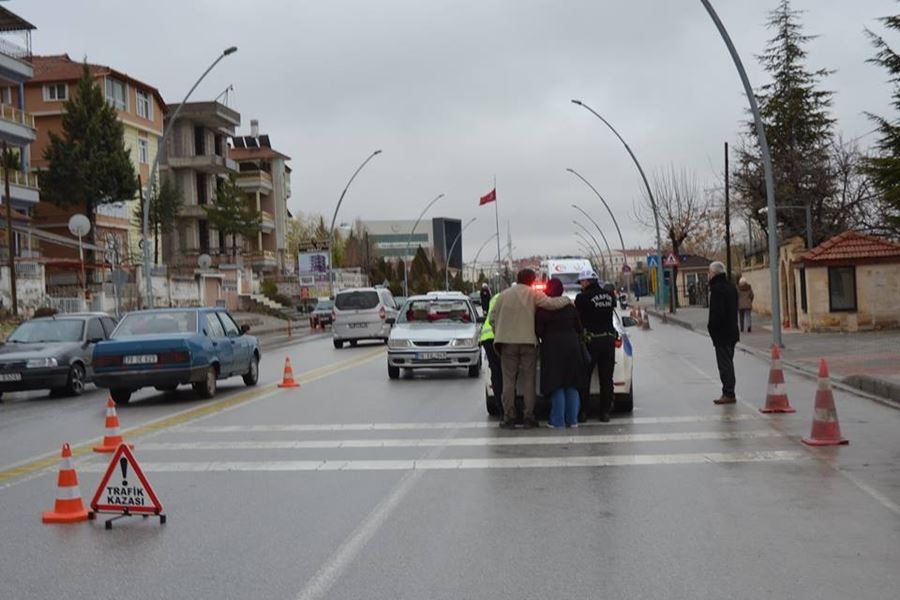 Karaman'da Otomobil 12 Yaşındaki Çocuğa Çarptı 3