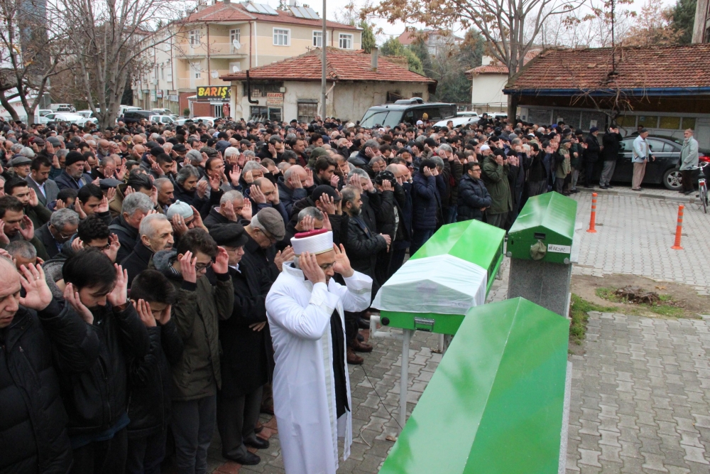 Hollanda’da Öldürülen Hümeyra Karaman’da Defnedilecek 11