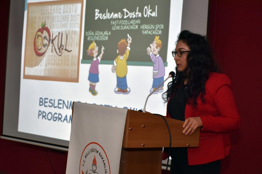 Beslenme Dostu Okul Sertifikasını Almaya Hak Kazanan Okullara Sertifikal 13