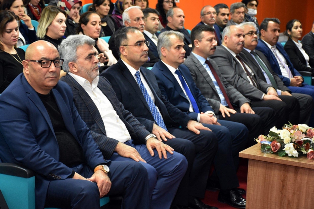 Beslenme Dostu Okul Sertifikasını Almaya Hak Kazanan Okullara Sertifikal 2