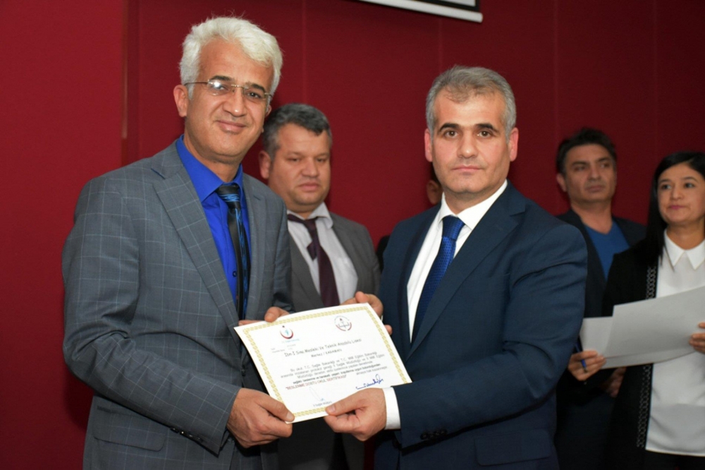 Beslenme Dostu Okul Sertifikasını Almaya Hak Kazanan Okullara Sertifikal 7