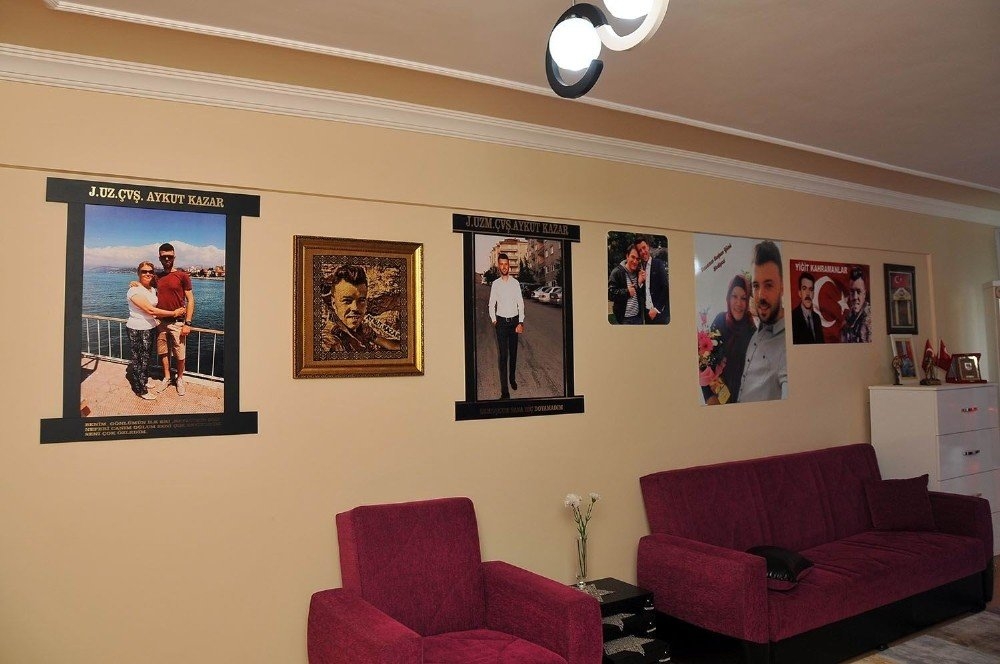 Konya'da Şehit Annesi Oğlunun Eşyalarıyla Evinin Odasında Müze Oluşturdu 6