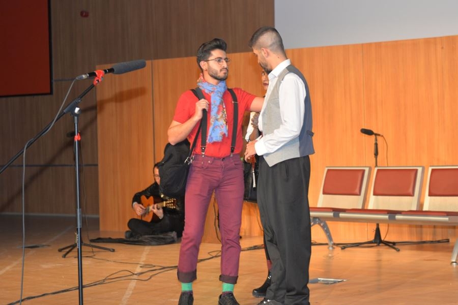 Karaman'da 'Sosyete Sevgilim' Tiyatro Oyunu İzleyicilerle Buluştu 9