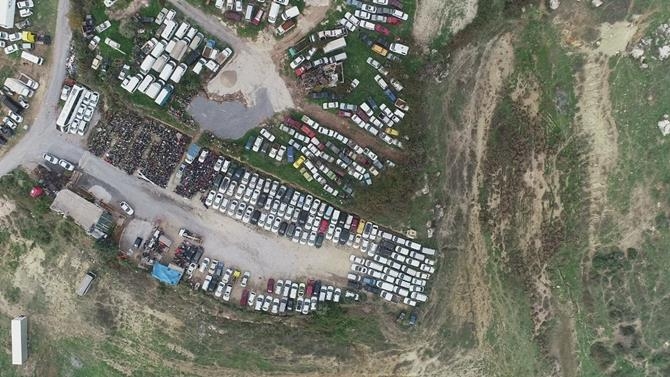 Milyonluk Araçlar Günden Güne Çürüyor 3