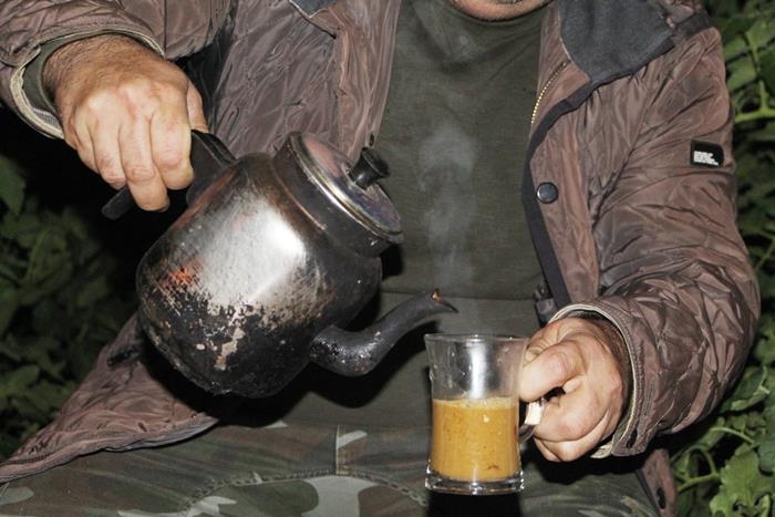 Soğuk Hava Antalya'da Çiftçiye Gece Yarısı Seraya Odun Taşıttı 13