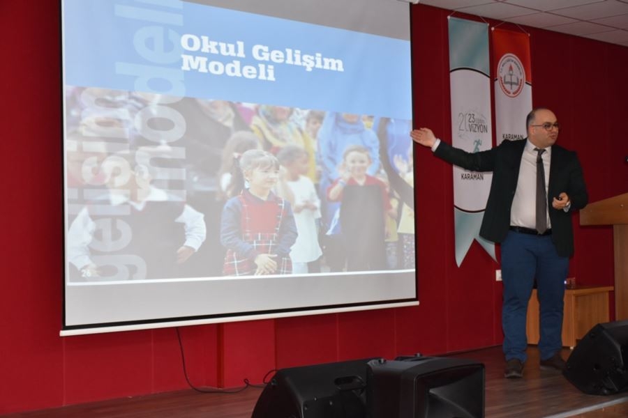 Karaman'da Eğitim Liderlerine 2023 Eğitim Vizyonu Semineri 10