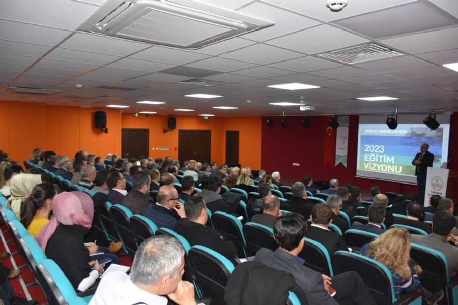Karaman'da Eğitim Liderlerine 2023 Eğitim Vizyonu Semineri 4