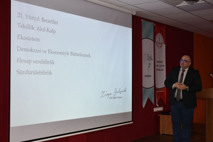 Karaman'da Eğitim Liderlerine 2023 Eğitim Vizyonu Semineri 8
