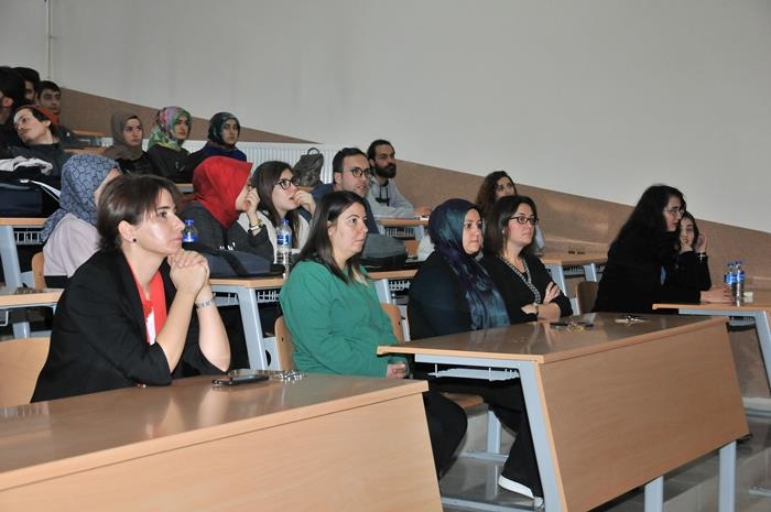 Karaman'da CV Hazırlama Ve Mülakat Teknikleri Anlatıldı 4