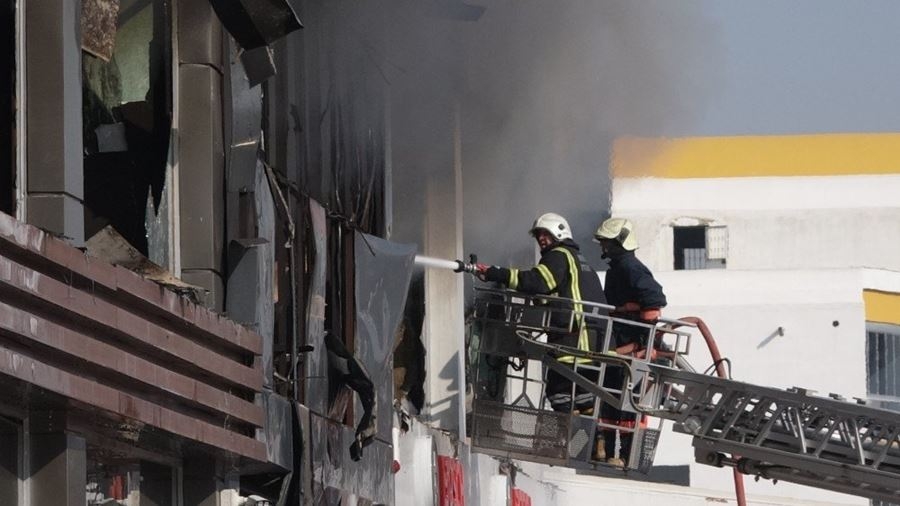 Mersin’de İş Yeri Yangını: 1 Ölü, 5 Yaralı 3