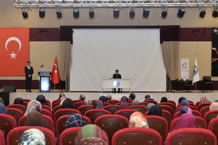 KMÜ'de 'Helal Ve Sağlıklı Yaşam' Konuşuldu 1