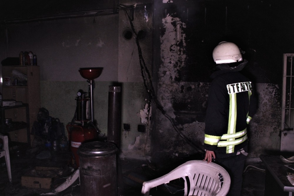 Karaman'da Tamirhane Yangını 2